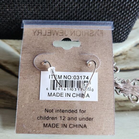 🎉Host Pick🎊 Antique Metal Cross Earrings - Picture 2 of 3